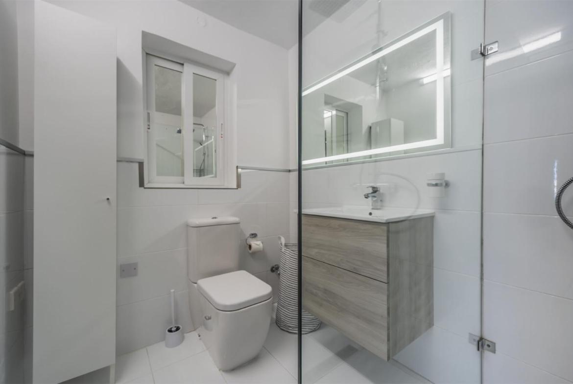 Deluxe Seaview Apartment San Ġiljan Exterior foto